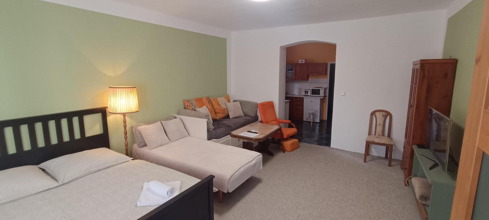 Apartman Horni Slavkov Hodinarstvi Екстериор снимка