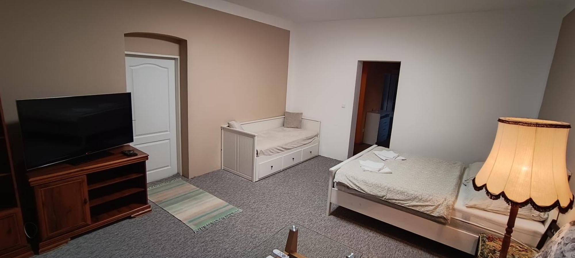 Apartman Horni Slavkov Hodinarstvi Екстериор снимка