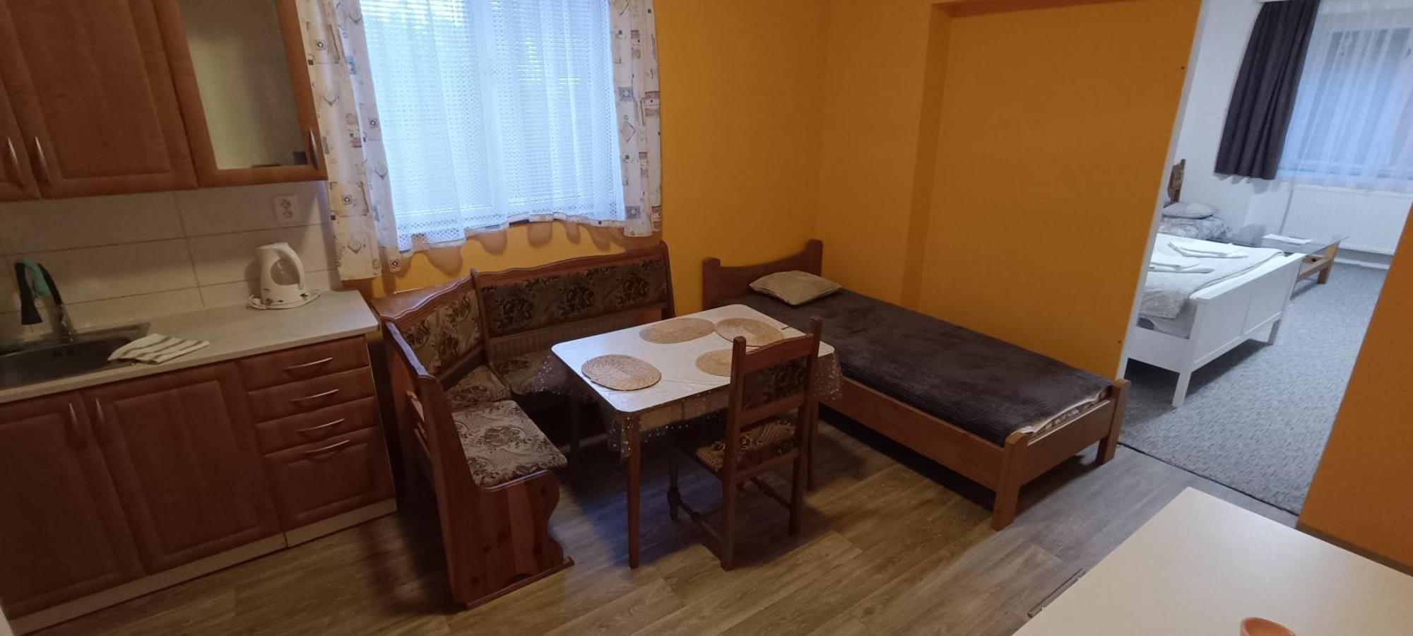 Apartman Horni Slavkov Hodinarstvi Екстериор снимка